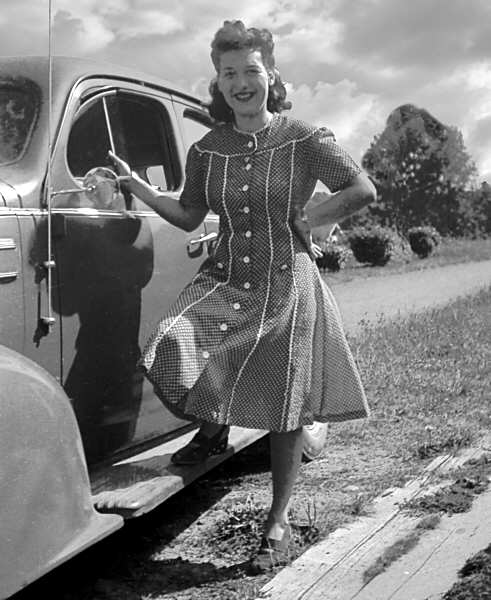 Betty Posing